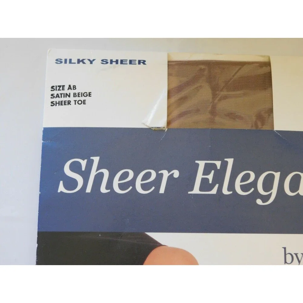 Hanes Sheer Elegance Pantyhose Satin Beige Sheer Toe size AB